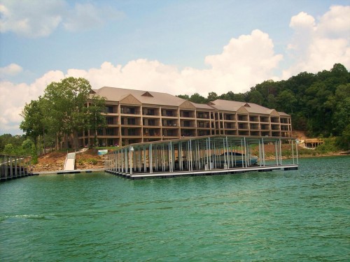 Waterford Condos at Smith Lake