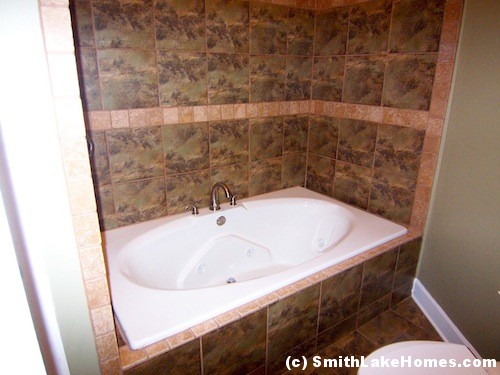 Smith Lake Foreclosure - Master Bath